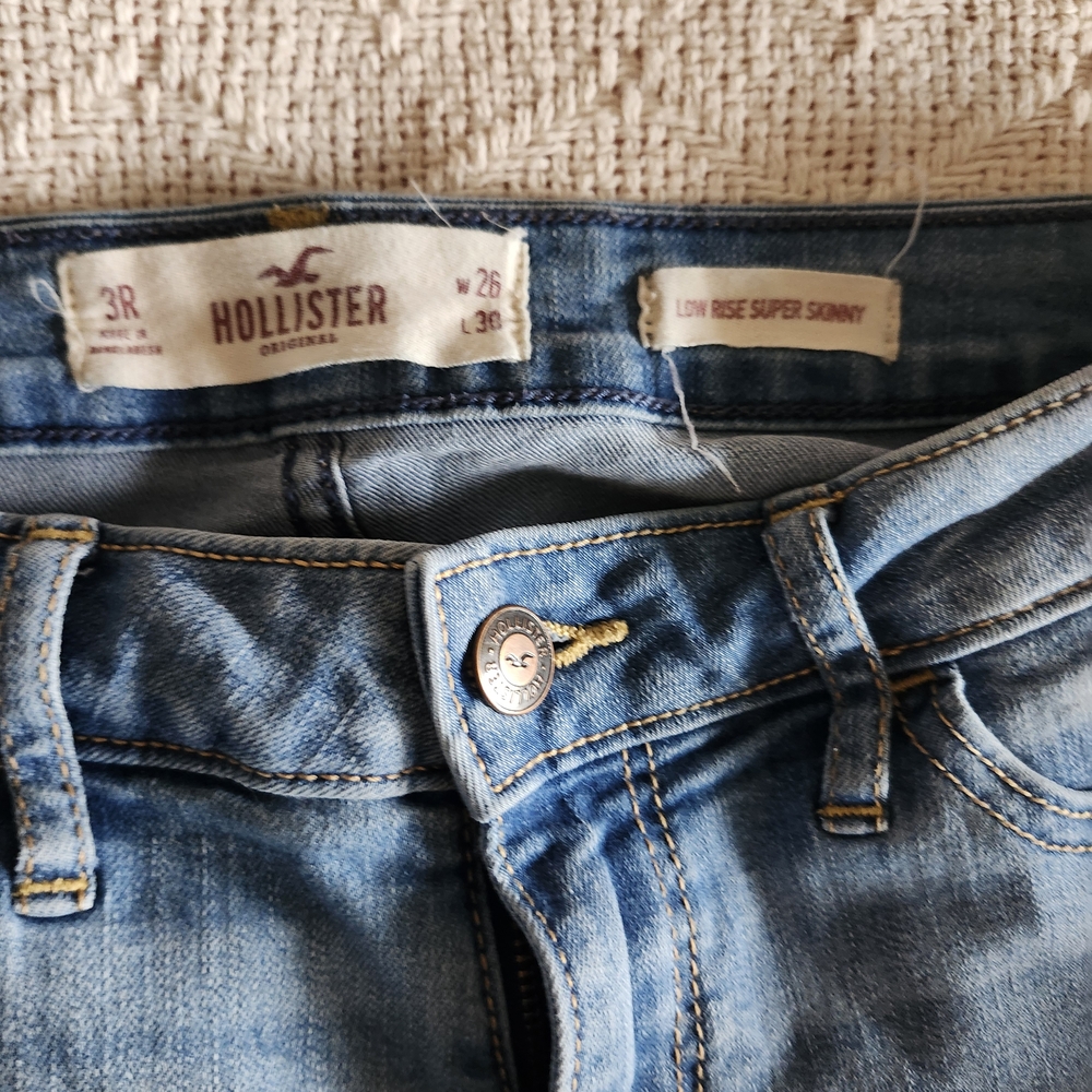 Hollister Women's Skinny Jeans - Light Blue